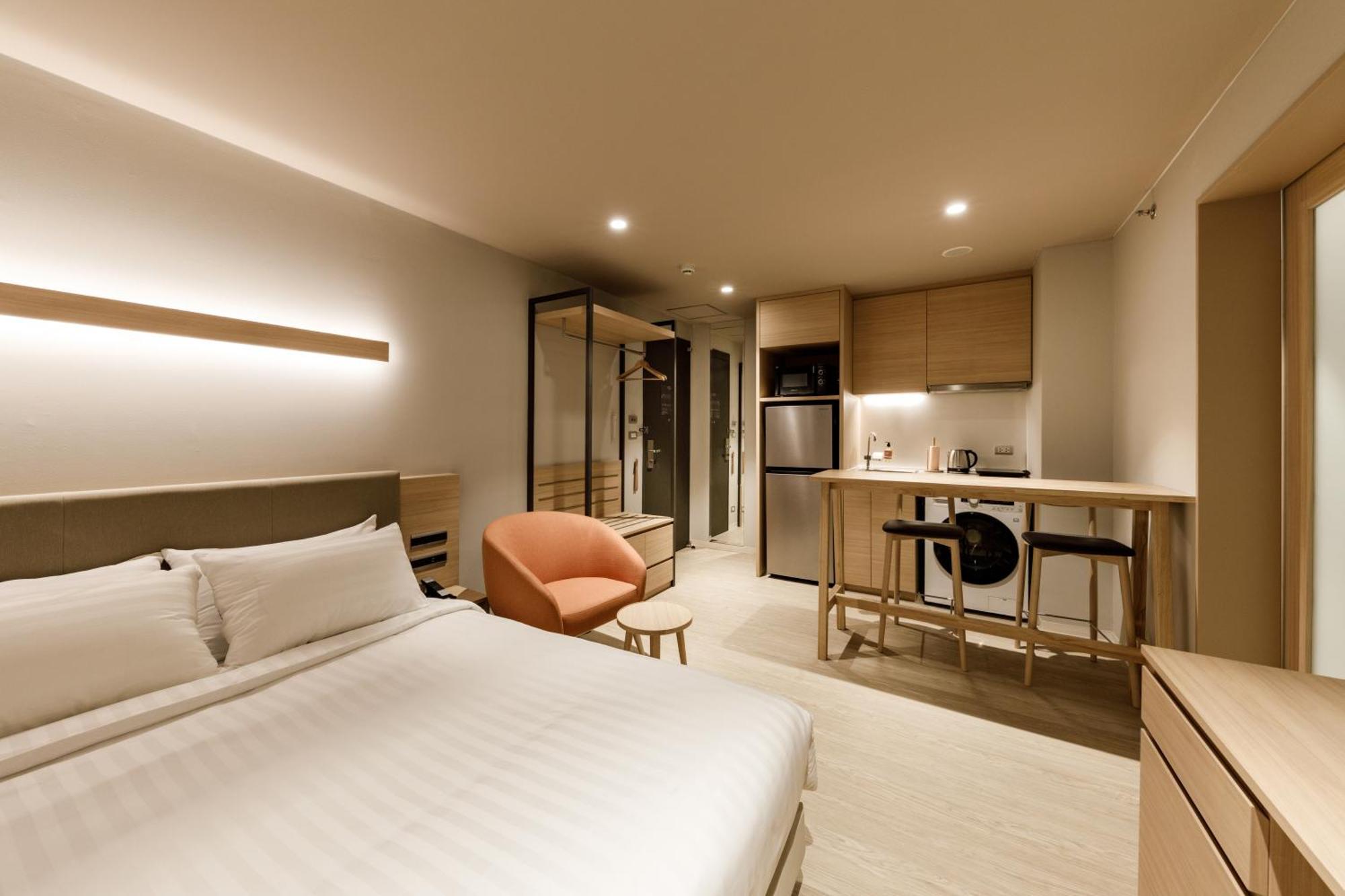 Nishitetsu Hotel Croom Bangkok Silom Exteriör bild